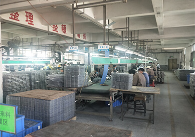 加工課 - 整形，披鋒，打磨等